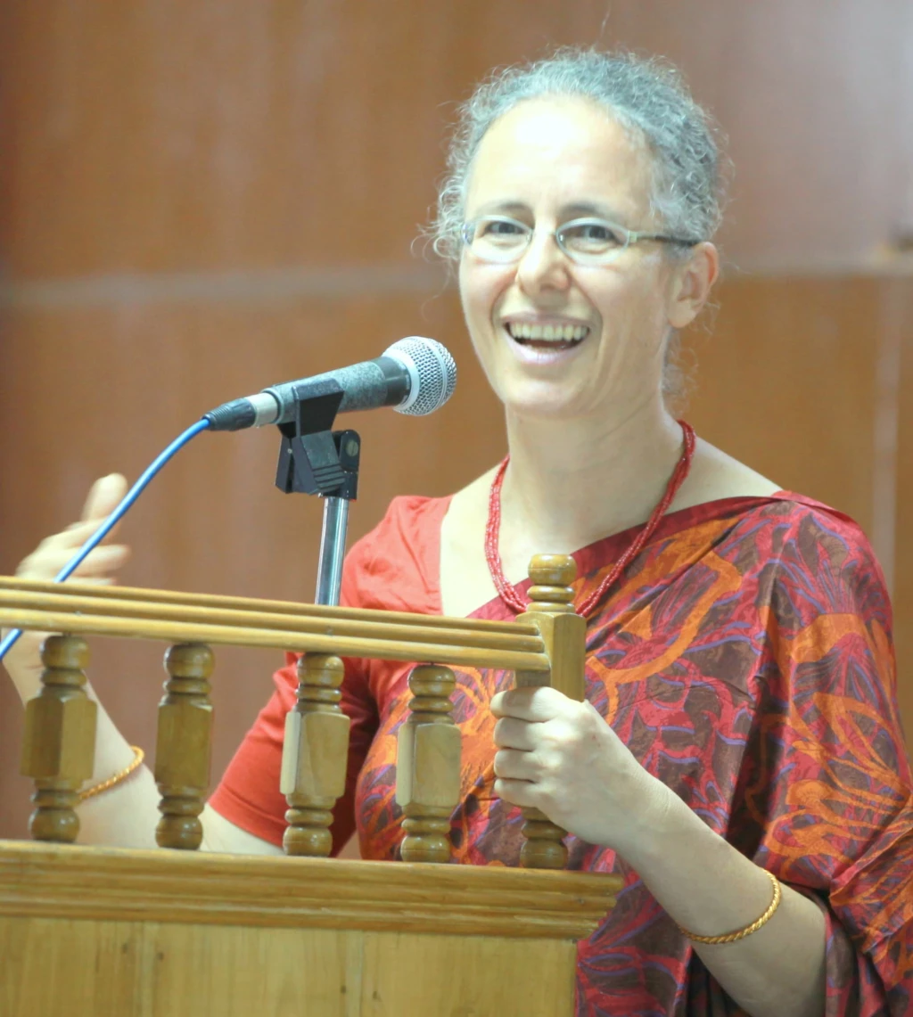 Carfree streets coming to Dhaka