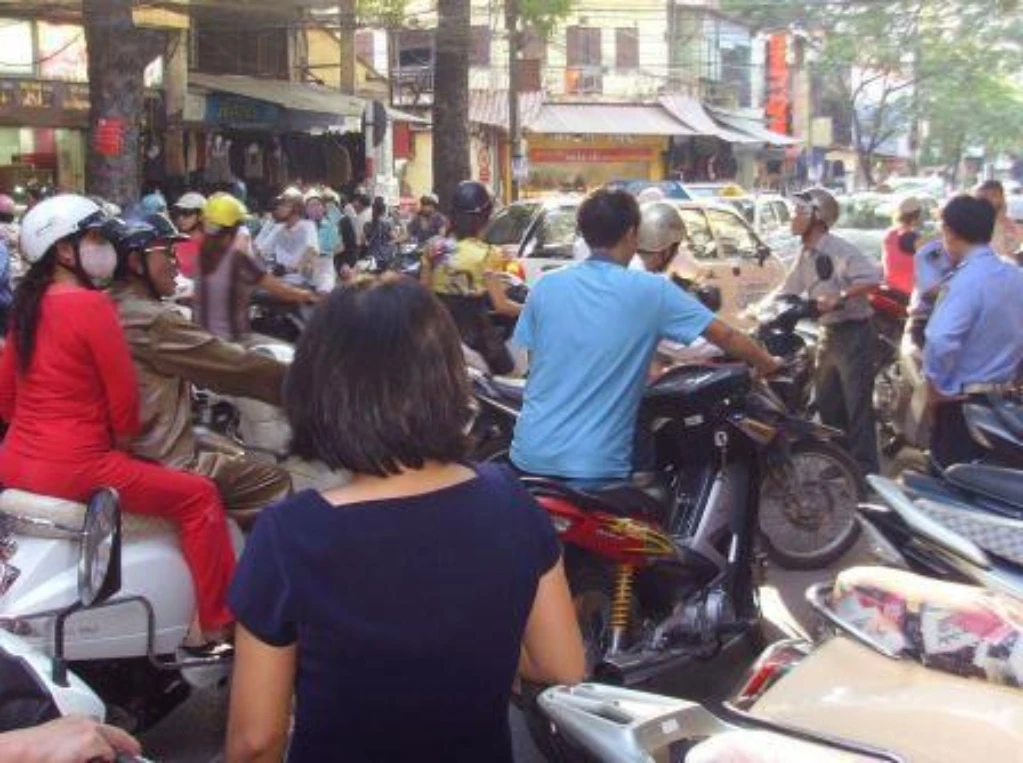 Hanoi residents undaunted by busier streets