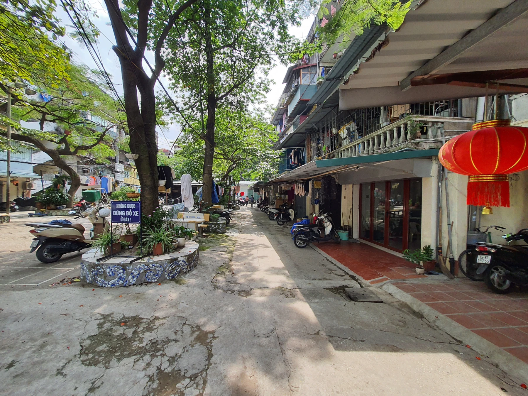 Courtyard 3