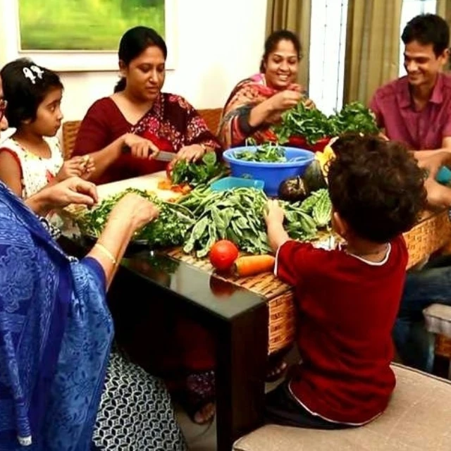 <p>New video - A sharing family is a happy family</p>
