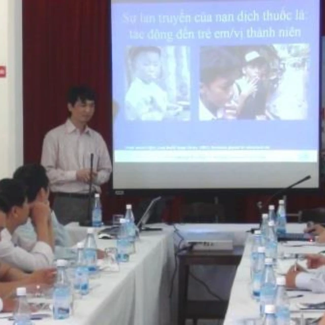 <p>HB finds higher economic costs of smoking in Vietnam</p>
