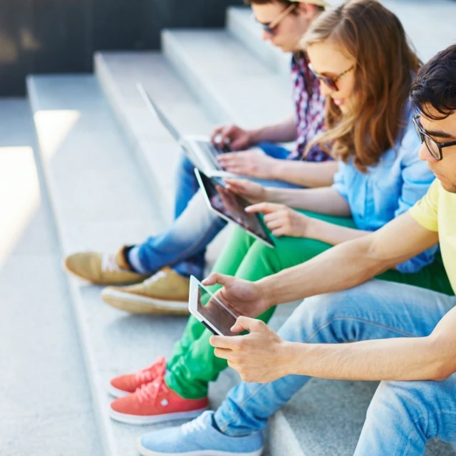 <p>Transformative Youth Public Spaces in Hanoi Mexico Montreal and Paris</p>
