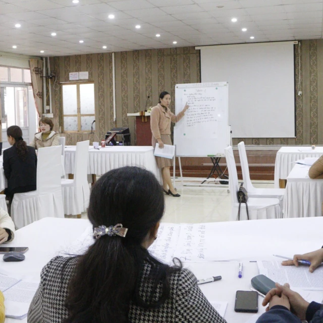 <p>The national guideline on provision of reproductive health services is updated by the Ministry of Health in Vietnam</p>
